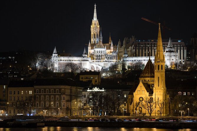 10PM Budapest Danube Cruise with Live Music & Food or Drinks - Price and what you’re really buying at 10:00pm