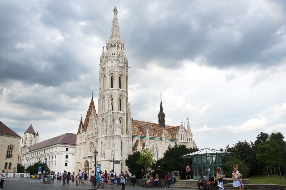 3-Hour Orientation Walking Tour of Buda and Pest - Buda Castle and the Royal Palace: Where Views Feel Like a Time Machine