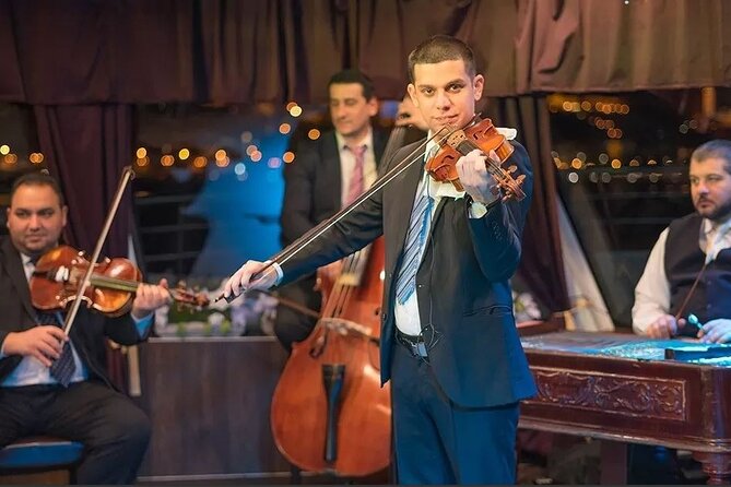 4 Course Dinner Cruise with Operetta, Folk Show and Welcome Drink - Buda and Pest landmarks beyond the postcard route