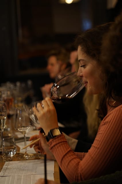 8-Tier Hungarian Wine Tasting in a Cozy Downtown Wine Bar - Why Bortodoor makes Hungarian wine feel easy in Budapest
