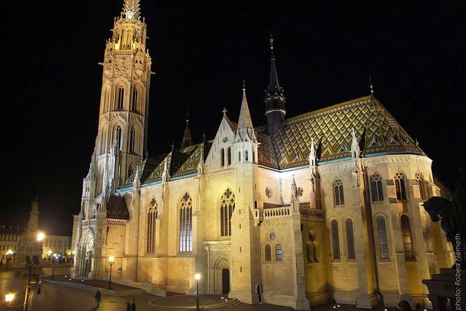 BloodThirsty Hungary - Castle District - Fisherman’s Bastion: fairy-tale vibes and wide night views