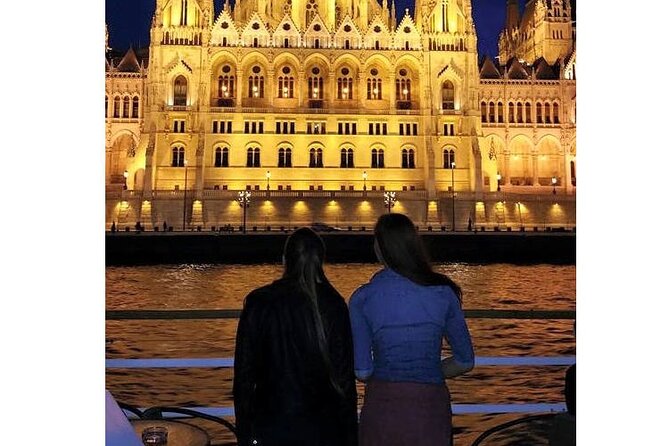 Budapest: 1-Hour Highlights Cruise with Welcome Drink - Step-by-Step: What You See From Margaret Bridge to Parliament