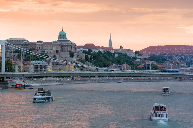 Budapest: 3-Hour Live-guided Bus Tour and 1-hour River Cruise - How this Budapest highlights tour actually works