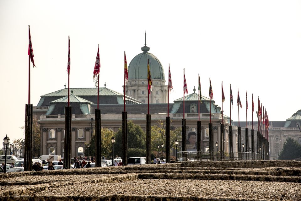 Budapest: 3-Hour Live Guided Sightseeing Tour - Where the tour starts near Parliament