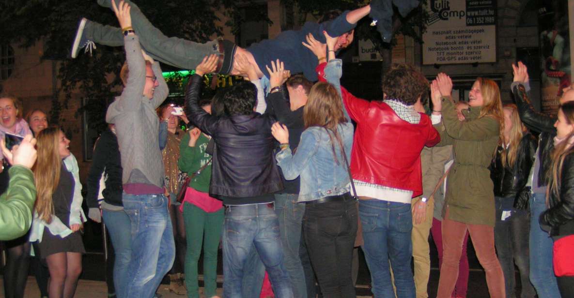 Budapest: 5-Hour Pub Crawl through Ruin Bars - Budapest Ruin Bars: Why This Pub Crawl Works So Well
