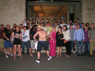 Budapest: 5-Hour Pub Crawl through Ruin Bars - Where You Start (Oktogon tér) and How the Night Is Timed