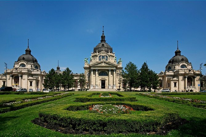 Budapest All in One Small Group Walking Tour with Strudel Stop - City Park and the Vajdahunyad Castle story from 1896