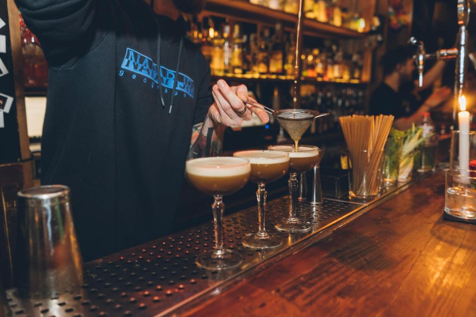 Budapest: Bar Crawl with a Local Guide - Stop-by-stop: what each part of the crawl feels like