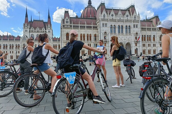 Budapest Bike Tour with Hungarian Goulash - Elizabeth Square to Andrássy Avenue: where you learn the city’s attitude