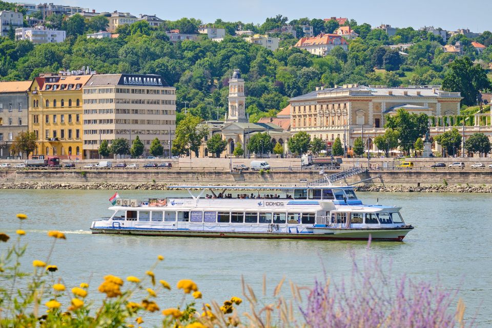 Budapest By Night Sightseeing Cruise - Modern Budapest: National Theatre, MÜPA, Bálna, and the Vigadó Finish