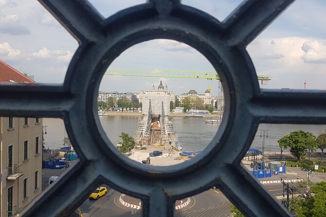 Budapest: Castle District Walking Tour - Starting at Batthyány tér: where the Castle District story begins
