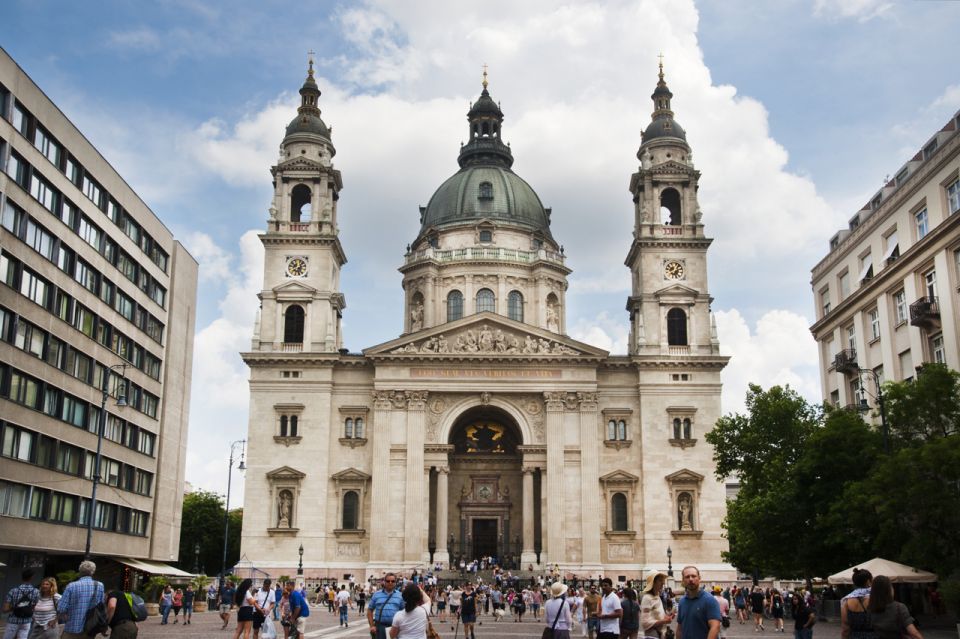 Budapest: City Center Walking Tour - Pesti Vigado to Vorosmarty Square: Cafés, Squares, and City-Center Rhythm