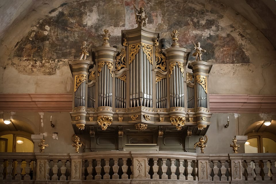 Budapest: Concert on the Oldest Working Organ in the City - The Oldest Working Organ in the City: Small Instrument, Big Presence