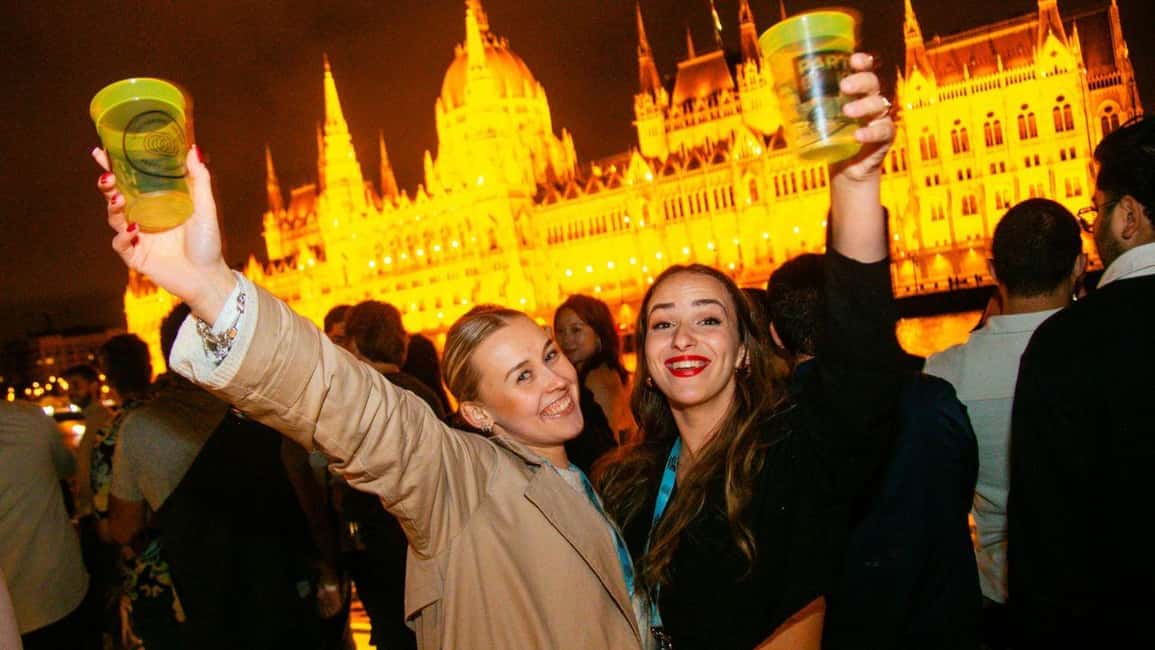 Budapest: Danube Beat Party Cruise with Drink Packages - The Danube Route at Night: What You’ll See Along the Way