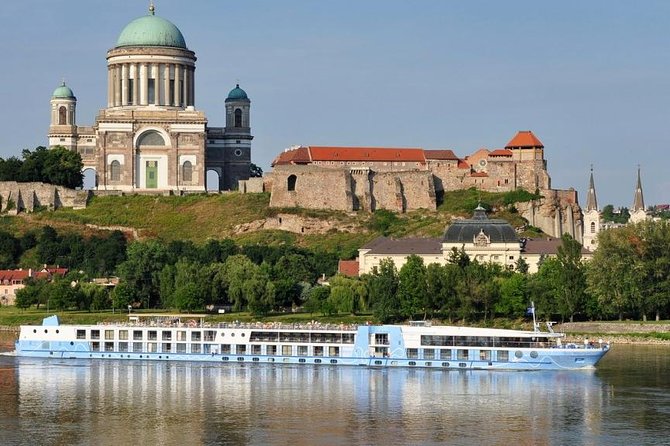 Budapest Danube Bend Private or SmallGroup Tour Lunch and Cruise - Why this Danube Bend day trip feels different from the usual Budapest “quick hit”