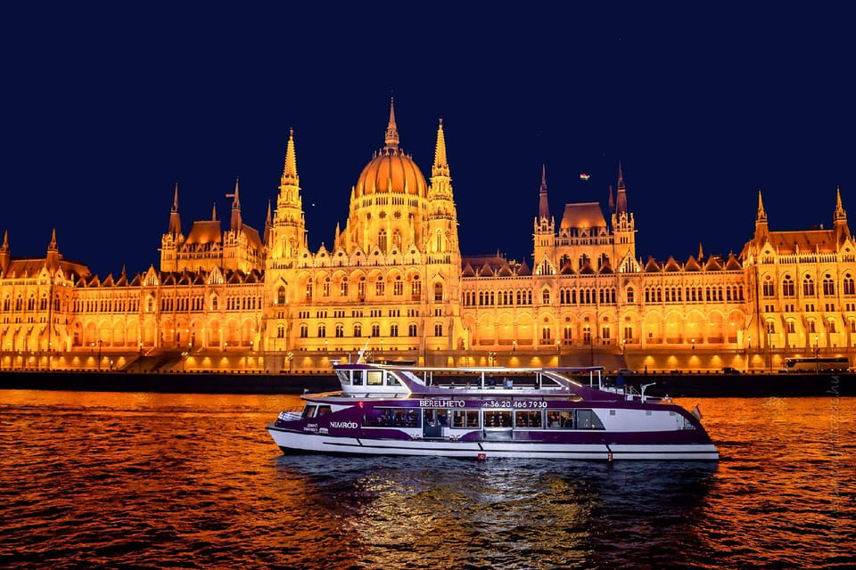 Budapest: Danube Cruise with Folk Dancing and Drinks - Müpa – Nemzeti Színház and the Cultural Mood Shift
