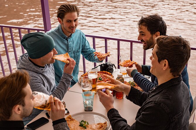 Budapest Danube Pizza Cruise with Welcome Drink - Meeting at Jane Haining rkp and boarding smoothly