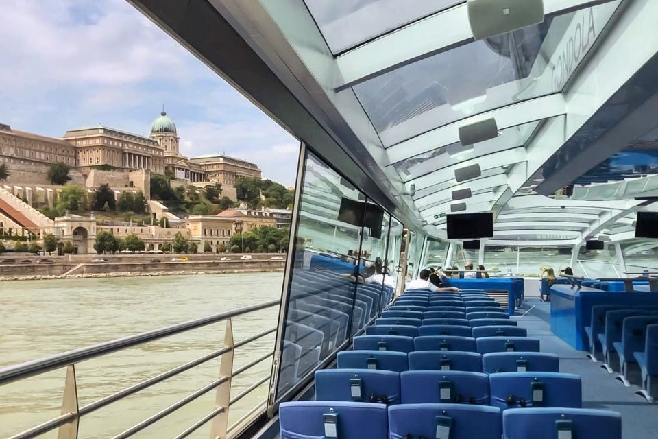 Budapest: Daytime Sightseeing Boat Cruise - Comfort, photo angles, and where to sit on the covered boat