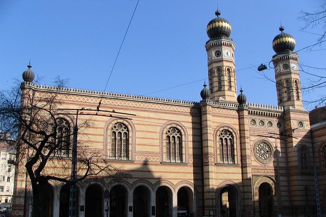 Budapest Dohany, Heroes', Rumbach synagogues & Jewish Ghetto Tour - Great / Dohány Synagogue: Europe’s largest, and the Neologue story inside