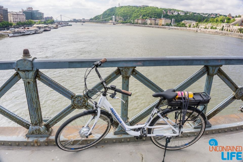 Budapest: E-Bike Guided Tour and Castle Hill - Getting started at Stasher and easing into the ride