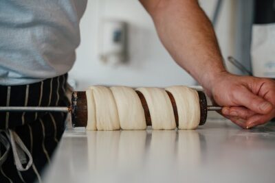 Budapest Food Tour: Market to Tavern with 14+ Tasters & Wines - The meeting points and timing that affect your experience