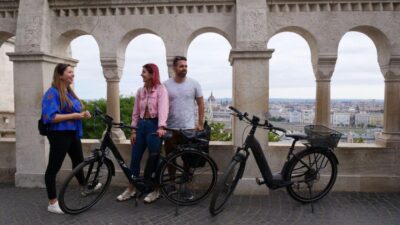 Budapest: Guided E-Bike Sightseeing Tour - Gear, group size, and how the day stays smooth