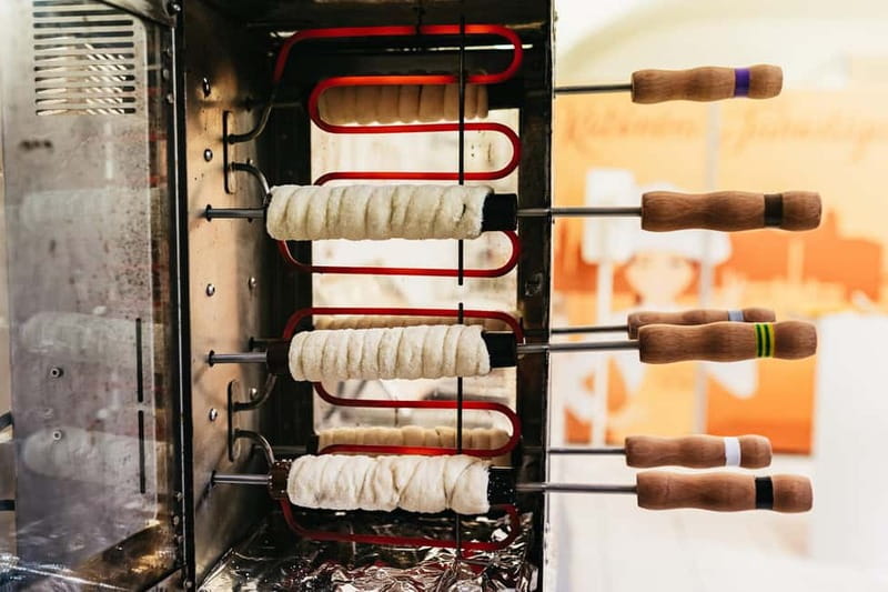 Budapest: Hungarian Chimney Cake Workshop in the City Center - Kürtskalács in One Hour: The City-Center Setup That Actually Works