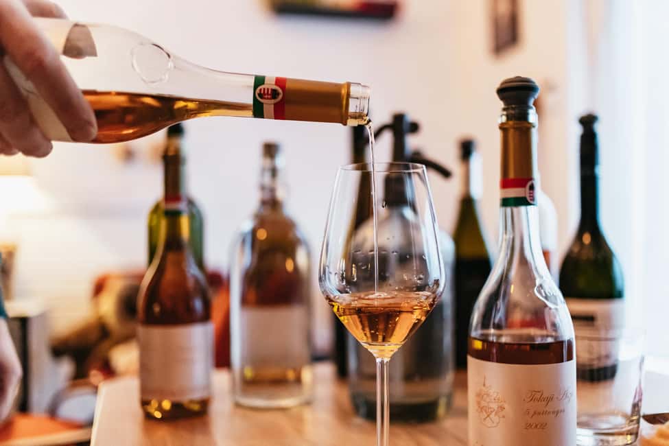 Budapest: Hungarian Wine Tasting with 7 Wines and Tapas - What You’ll Drink: 7 Hungarian Wines With cserszegi fűszeres and Furmint