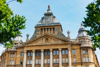 Budapest: Jewish History Guided Walking Tour with Historian - The 7th District Jewish Quarter: what you’re seeing beyond the storefronts