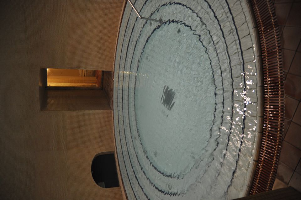 Budapest: Lukács Thermal Bath Full-Day Spa Ticket - A day ticket at Lukács: what you’re actually buying