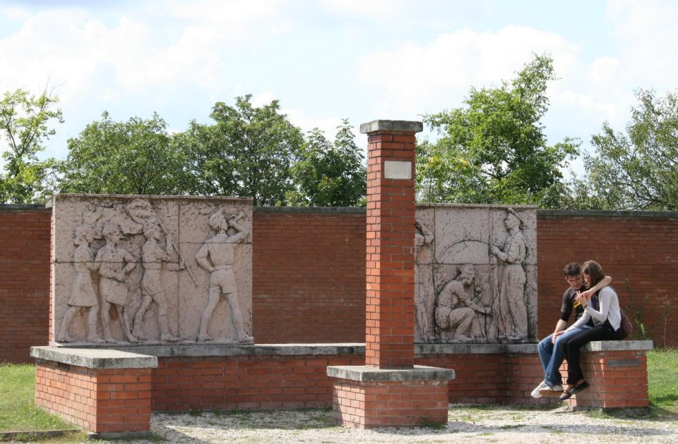 Budapest: Memento Park Ticket - Explore the monuments: labor movement, liberation allegories, and Red Army soldiers