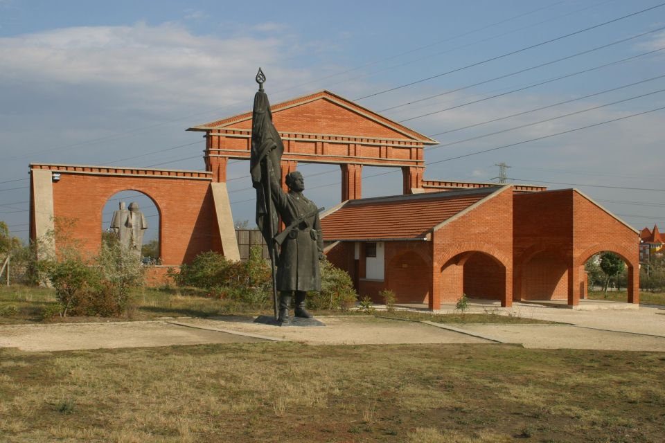 Budapest: Memento Park Ticket - Buying the Memento Park Ticket: price and what you actually get