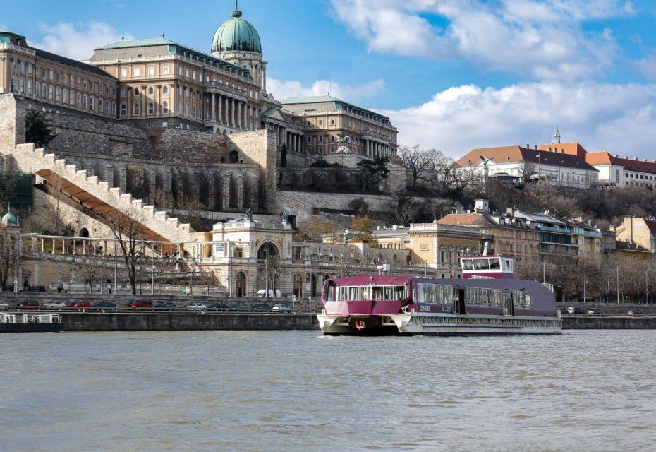 Budapest: Nighttime or Daytime Sightseeing Cruise - Drinks, Snacks, and What’s Actually Included