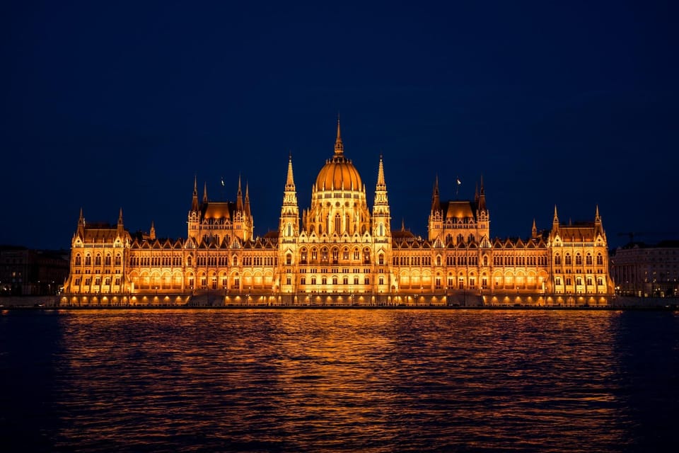 Budapest: Parliament Building Entry Ticket and Audio Guide - Key things I’d plan around