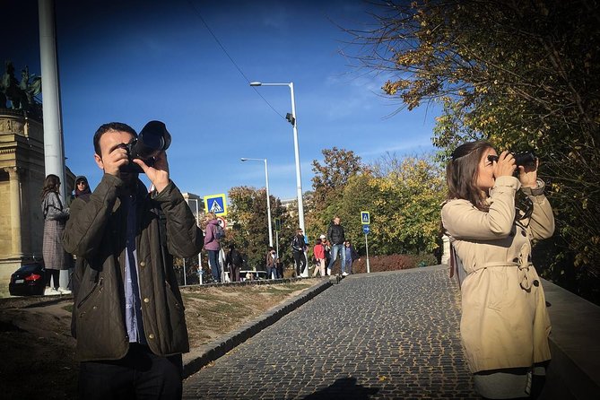 Budapest Photo Walks - Castell de Buda and the Chain Bridge angle at night