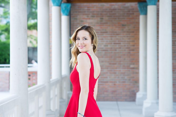 Budapest photoshoot&sightseeing - Who should book this (and who might not)