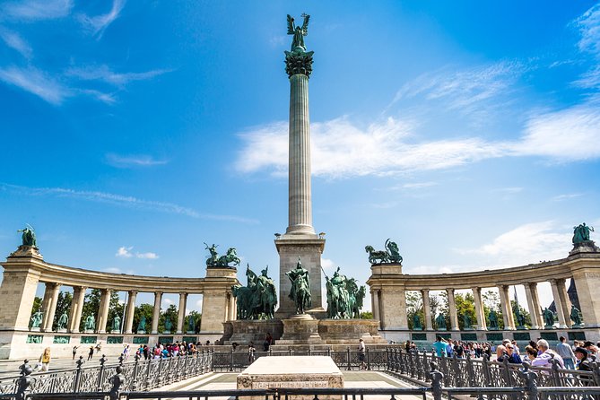 Budapest: Private 4-Hour Walking Tour with a Local - Key things to know before you go