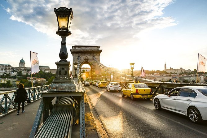 Budapest Private Luxury Sightseeing Tour with Guide and Transport - A private 4-hour plan that covers both Pest and Buda