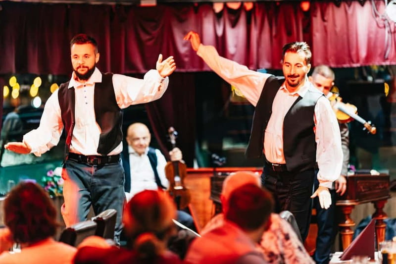 Budapest: Prosecco Dinner Cruise with Live Music - Price and Value: Does $103 Make Sense for a 2-Hour Night Out?