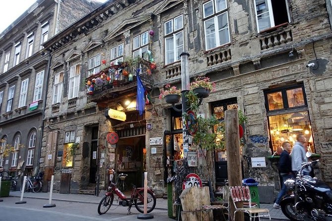 Budapest Ruin Bars Evening Walking Tour with Drinks & Street Food - District VII street art isn’t decoration—it’s part of the atmosphere
