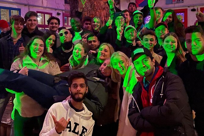 Budapest Ruin Pub Crawl +6 Shots +VIP Entries +Drinking Games - Who Should Book This Ruin Pub Crawl (and Who Might Prefer Something Else)
