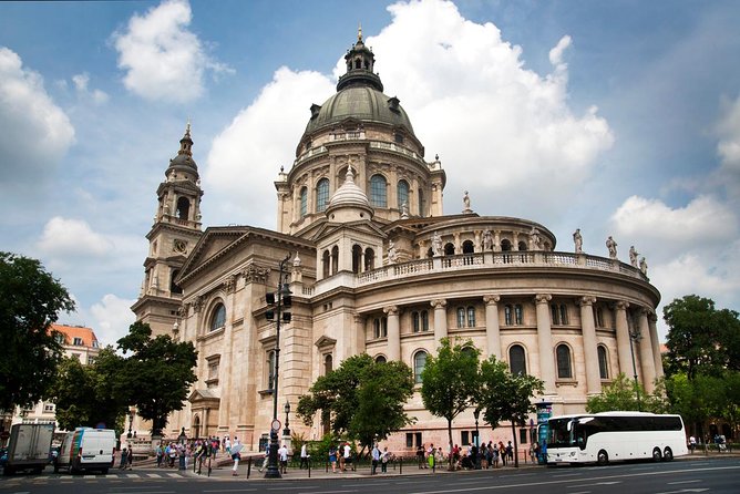 Budapest: Saint Stephen's Basilica Tour - Treasury, history exhibition, and the attic-style extra stop