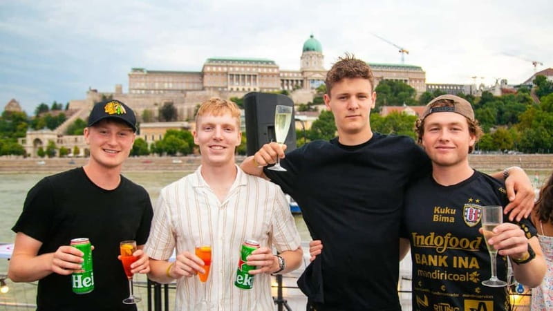 Budapest: Sip & Sail Danube Cruise with Unlimited Beer - Buda Castle and the Castle Hill glow: seeing the city’s power from below