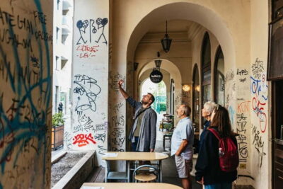 Budapest: Street Art and Underground Movements Walking Tour - How the 2-Hour Walk Really Moves