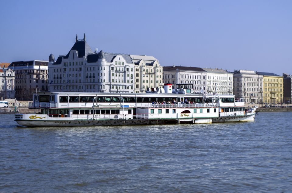 Budapest: Summer Brunch & Cruise with Prosecco or Cake - Who Should Book This Cruise (And Who Might Want Something Else)