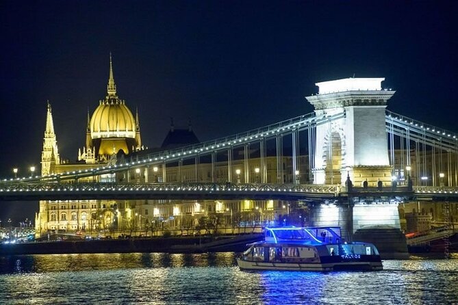 Budapest Unlimited Prosecco and Wine Cruise Day or Sunset Option - The deck setup: where to sit for warmth and photos