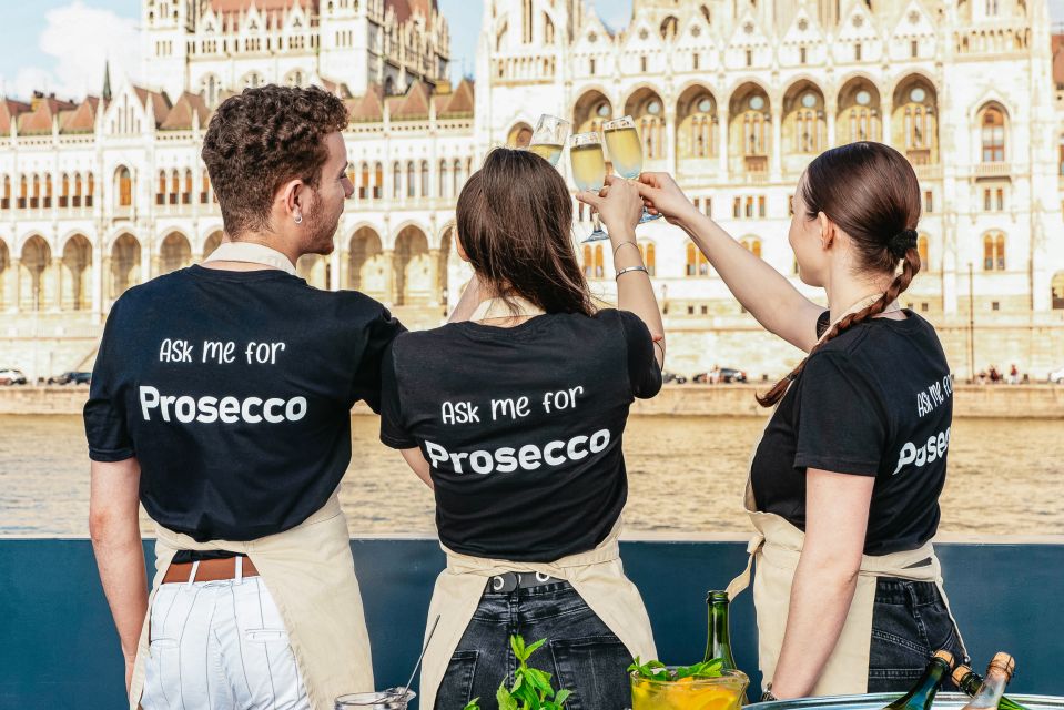 Budapest: Unlimited Prosecco, Beer and Aperol Spritz Cruise - Unlimited Drinks: How the Refills Really Work