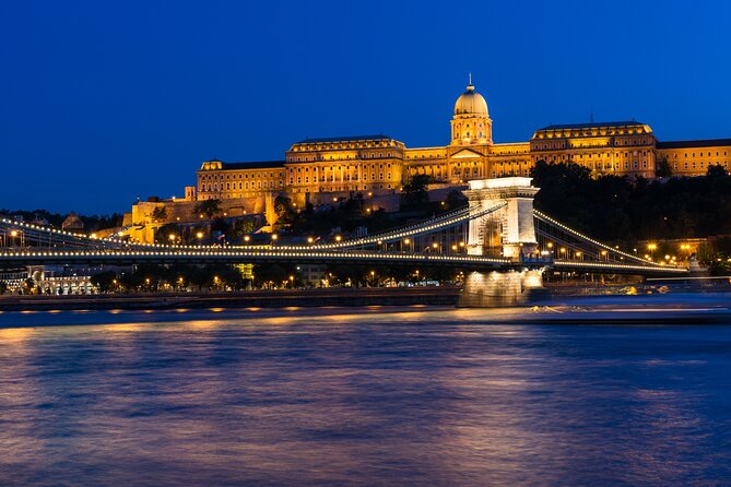 Budapest: Unlimited Prosecco, Beer & Aperol Spritz Cruise - Upper Deck Photos vs. Window Viewing: Your Best Shot Plan