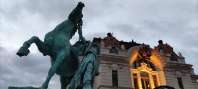 Budapest: Walking Tour in the Buda Castle District - Café Ruszwurm and the pastry-shop time warp