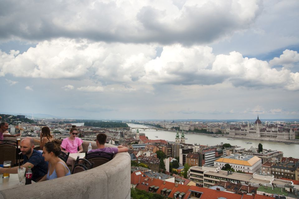 Budapest Walking Tour with a Professional Local Guide - Guides Who Actually Explain Things (and Keep the Pace Friendly)